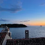 Golden View - Old Town 아파트